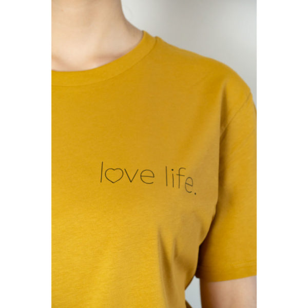 bambiboom Fairtrade T-Shirt Unisex Damen Herren Print Aufdruck Empowerment Shirt love life, ocker gelb